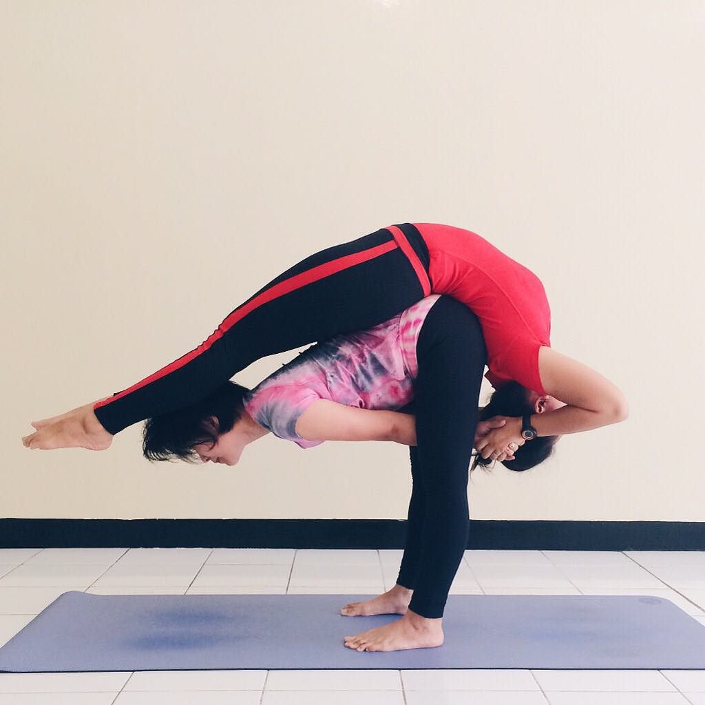 61 Amazing Couples Yoga Poses That Will Motivate You Today ...